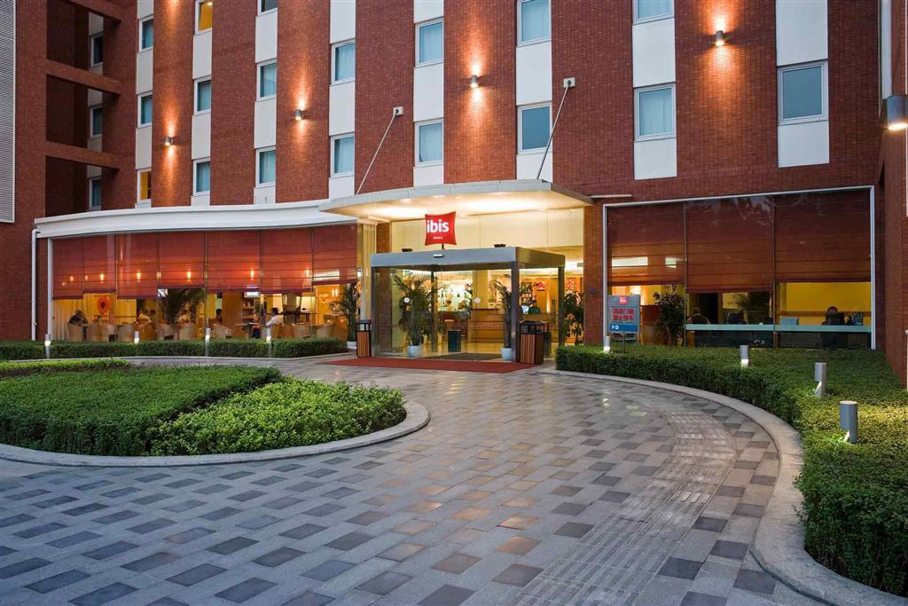 Ibis Chengdu Yongfeng Hotel Exterior photo